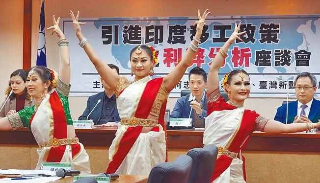 taiwanweekly2019@gmail.com