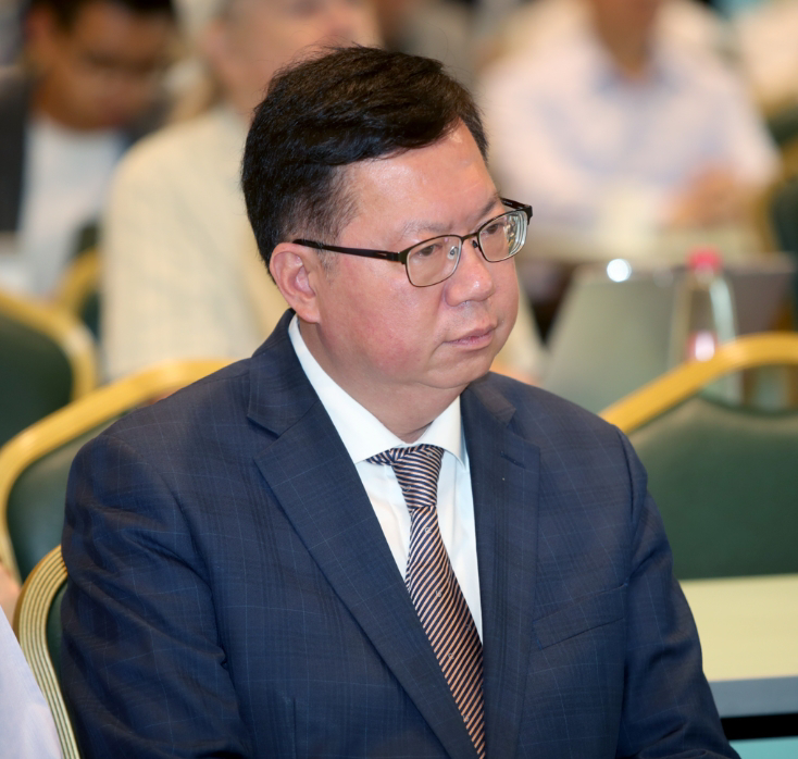 taiwanweekly2019@gmail.com