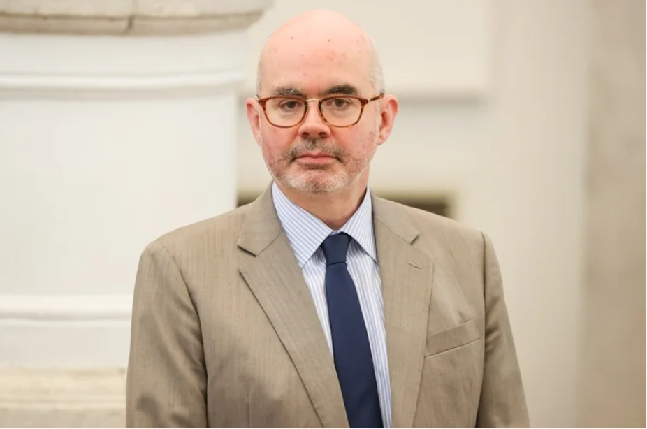 taiwanweekly2019@gmail.com