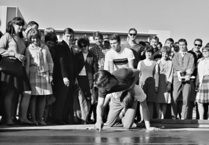 A photo of UCSD students from 65 years ago.