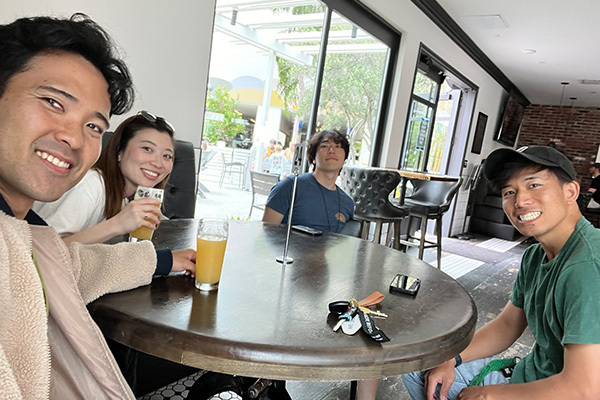 Harland Brewing Beer with friends