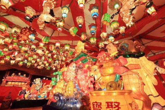 Blending Cultures to Ring in the New Year at the Nagasaki Lantern Festival, February 9-25, Nagasaki