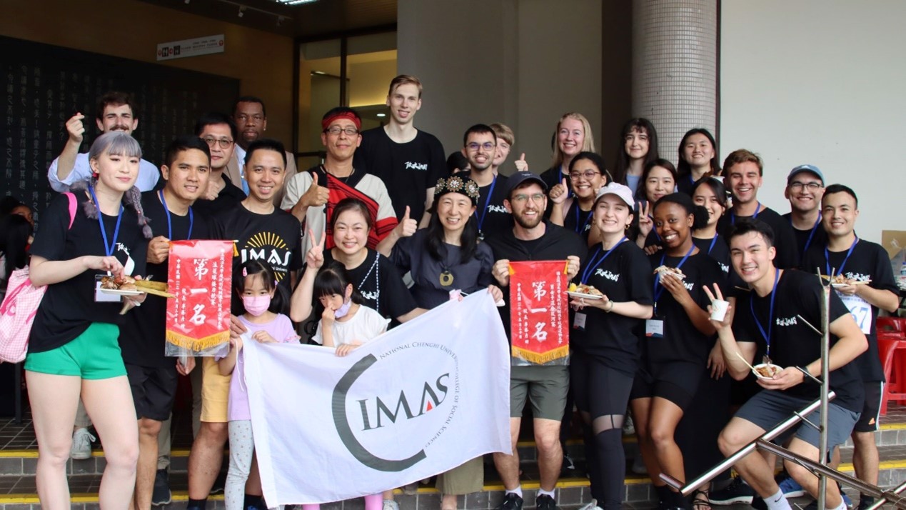 IMAS學生展現團隊精神，於滾籠球及男女子混合拔河賽喜獲第一名佳績。（照片來源：社科院）