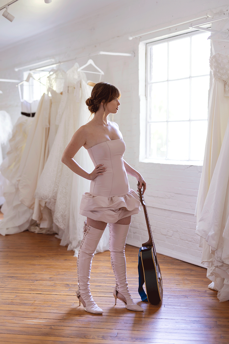 taylor swift wedding gown inspiration