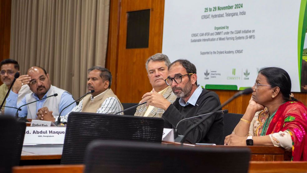 Scientists Trained to Model Climate-Smart Solutions for Mixed Farming Systems