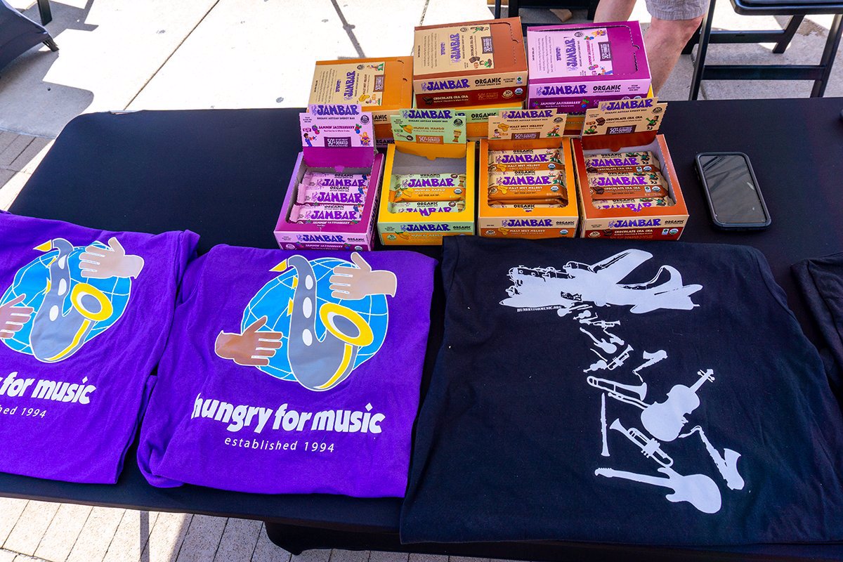 Photo: JAMBARs and Hungry for Music Tees