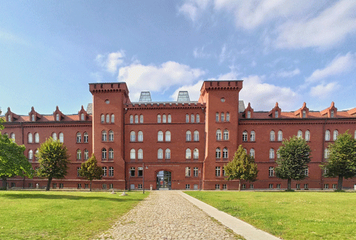 tecnocampus.cat@gmail.com