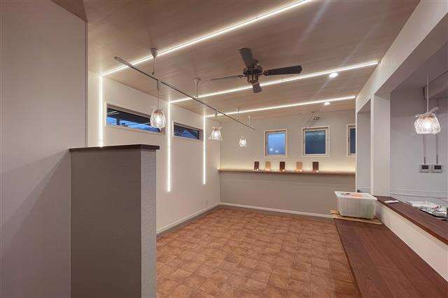 5throughのプロジェクトレポート